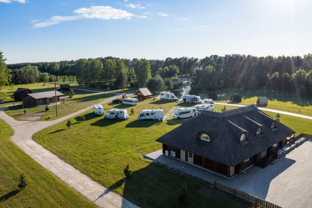 metsaluige turismitalu