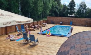 Metsaluige sauna ja basseiniala